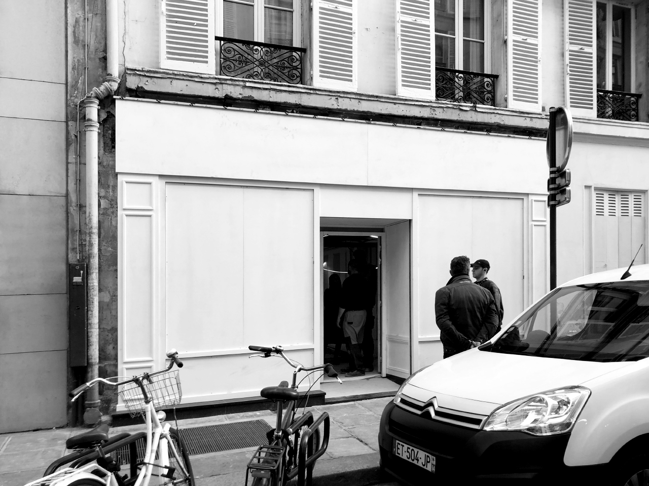 kioko-making-bw-8 Kioko Marais - Under Construction